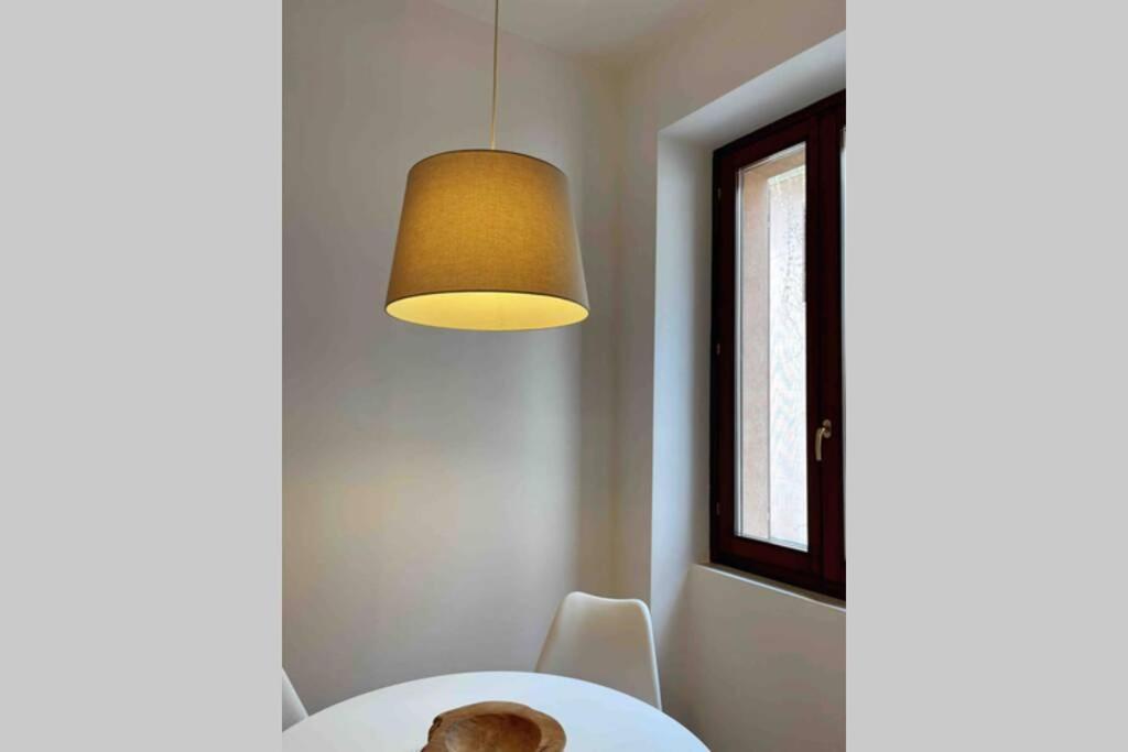 Unconventional Apartment: Centro Storico Con Bici Mantova Eksteriør billede
